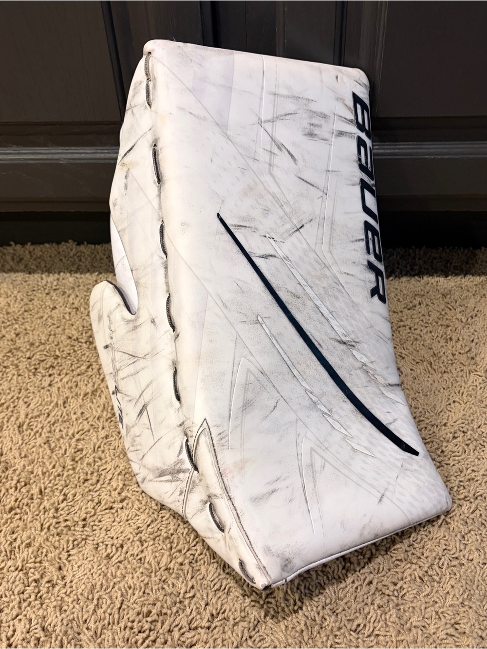 Bauer Vapor Hyperlite Senior Goalie Blocker: Pro Custom